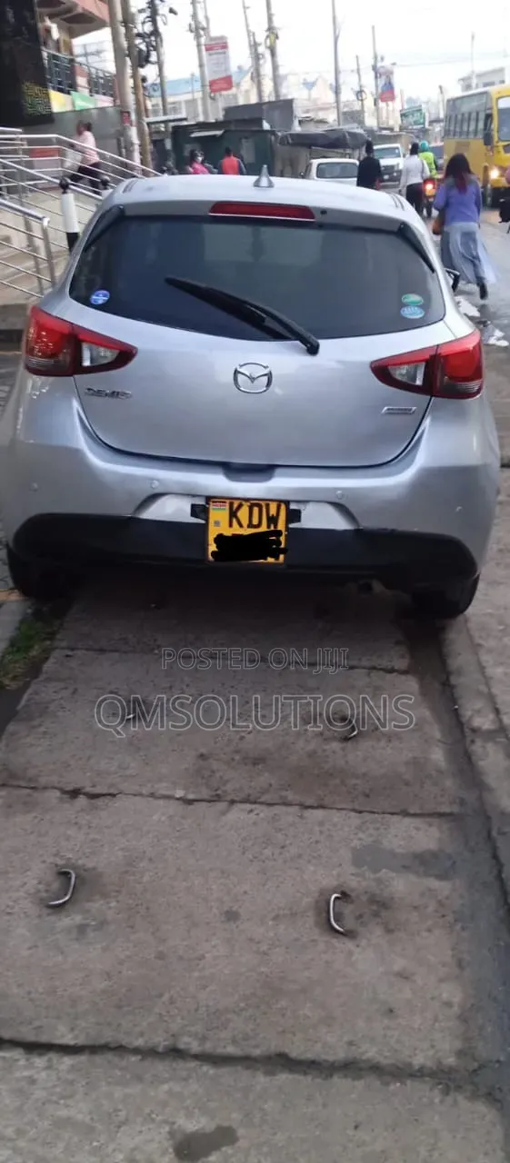 Mazda Demio 2018 Silver
