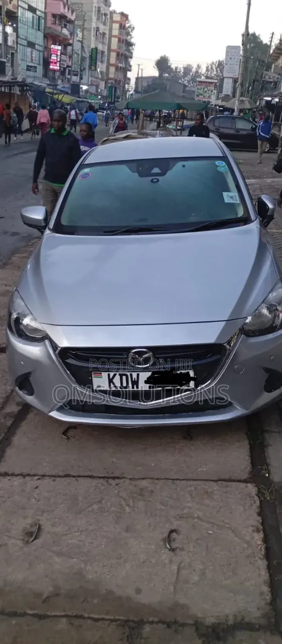 Mazda Demio 2018 Silver