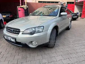 Subaru Outback Automatic 2004 Gold