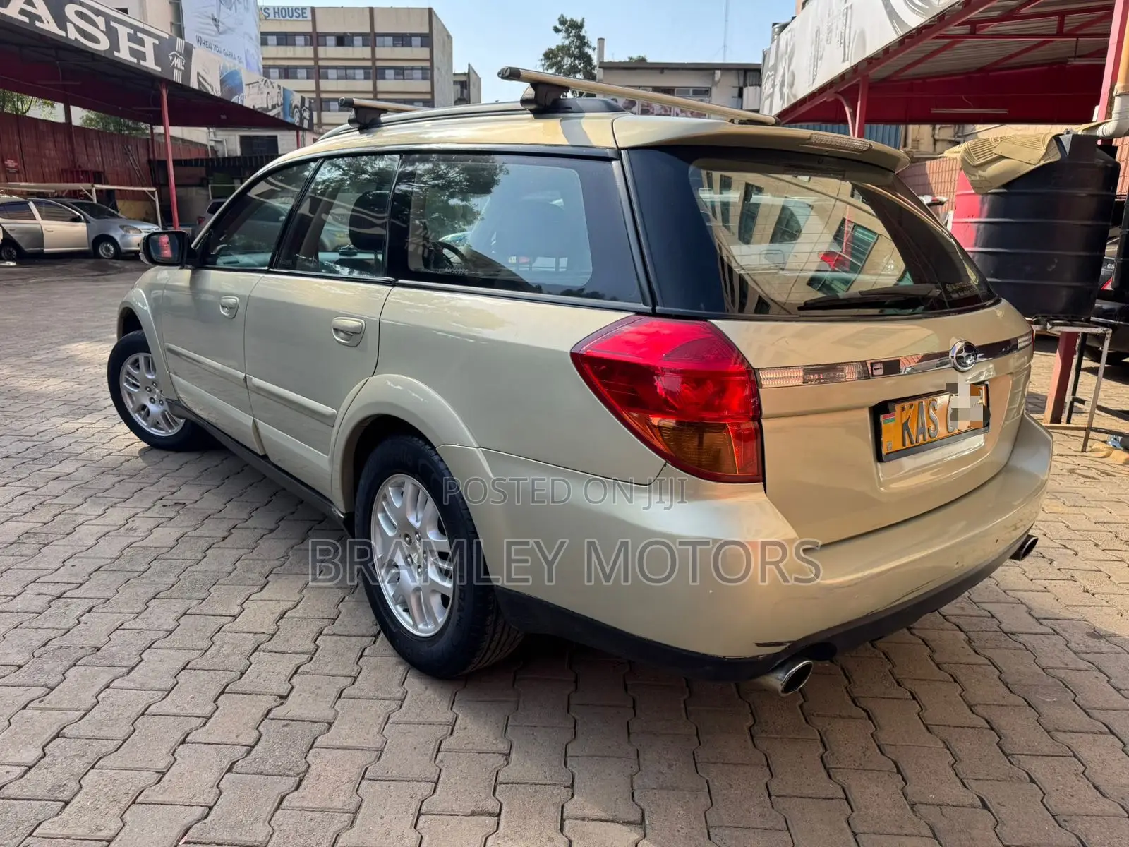 Subaru Outback Automatic 2004 Gold