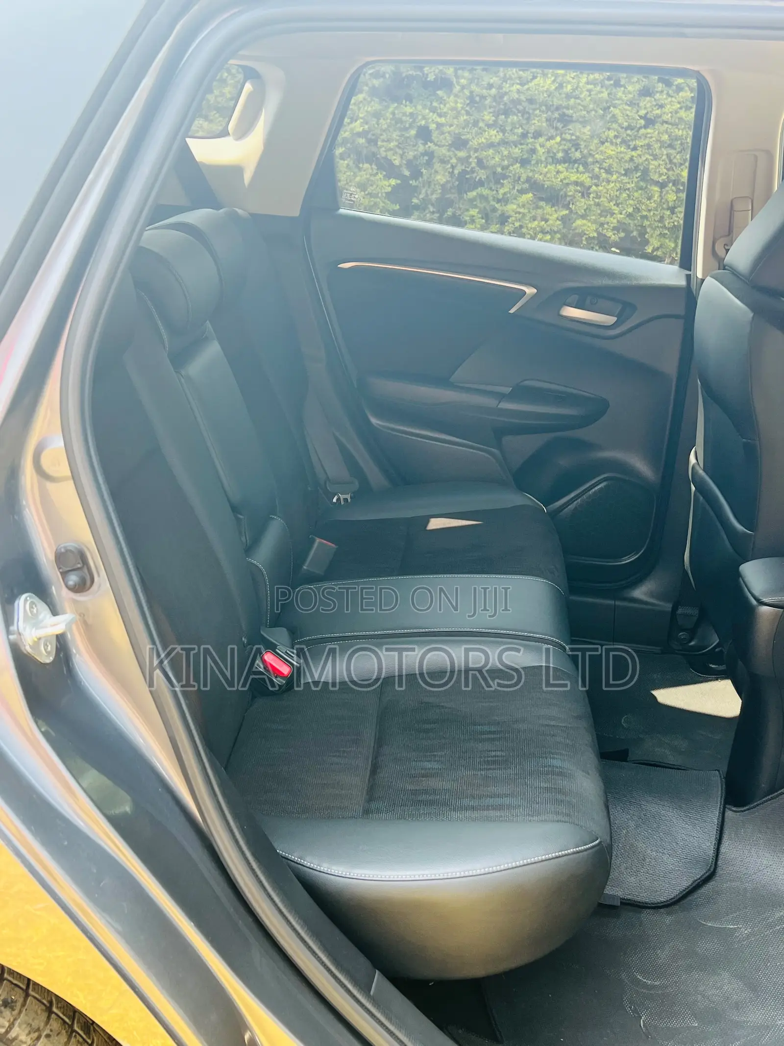 Honda Shuttle 1.5 Hybrid 2WD 2019 Beige