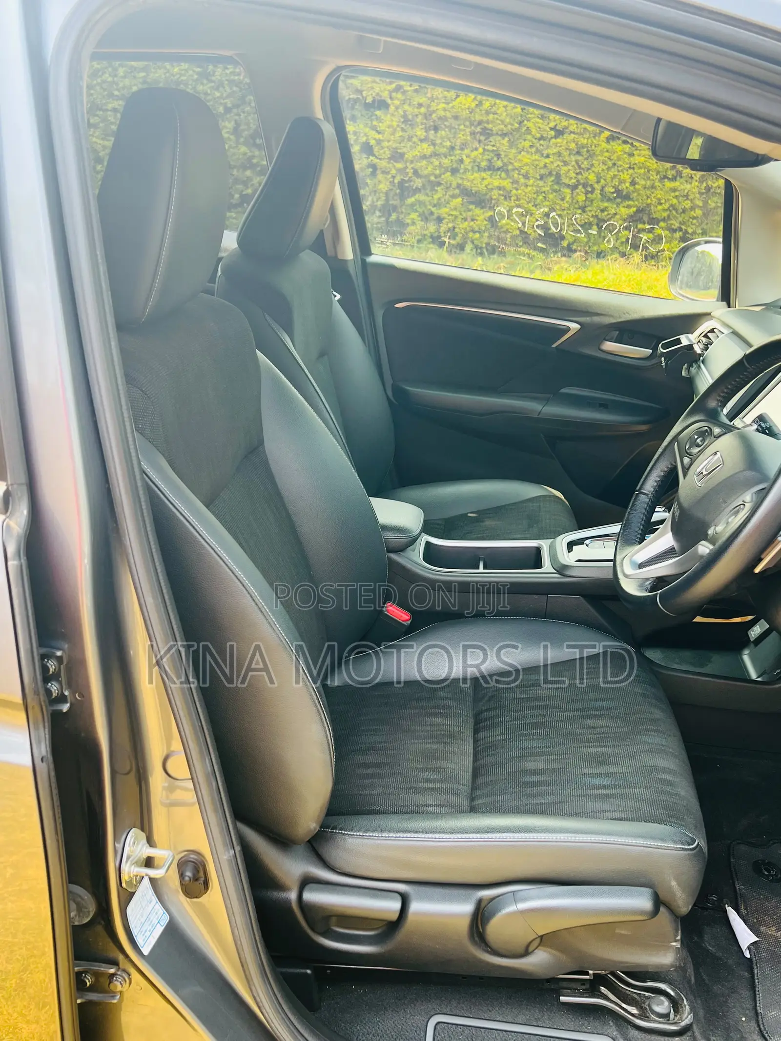 Honda Shuttle 1.5 Hybrid 2WD 2019 Beige