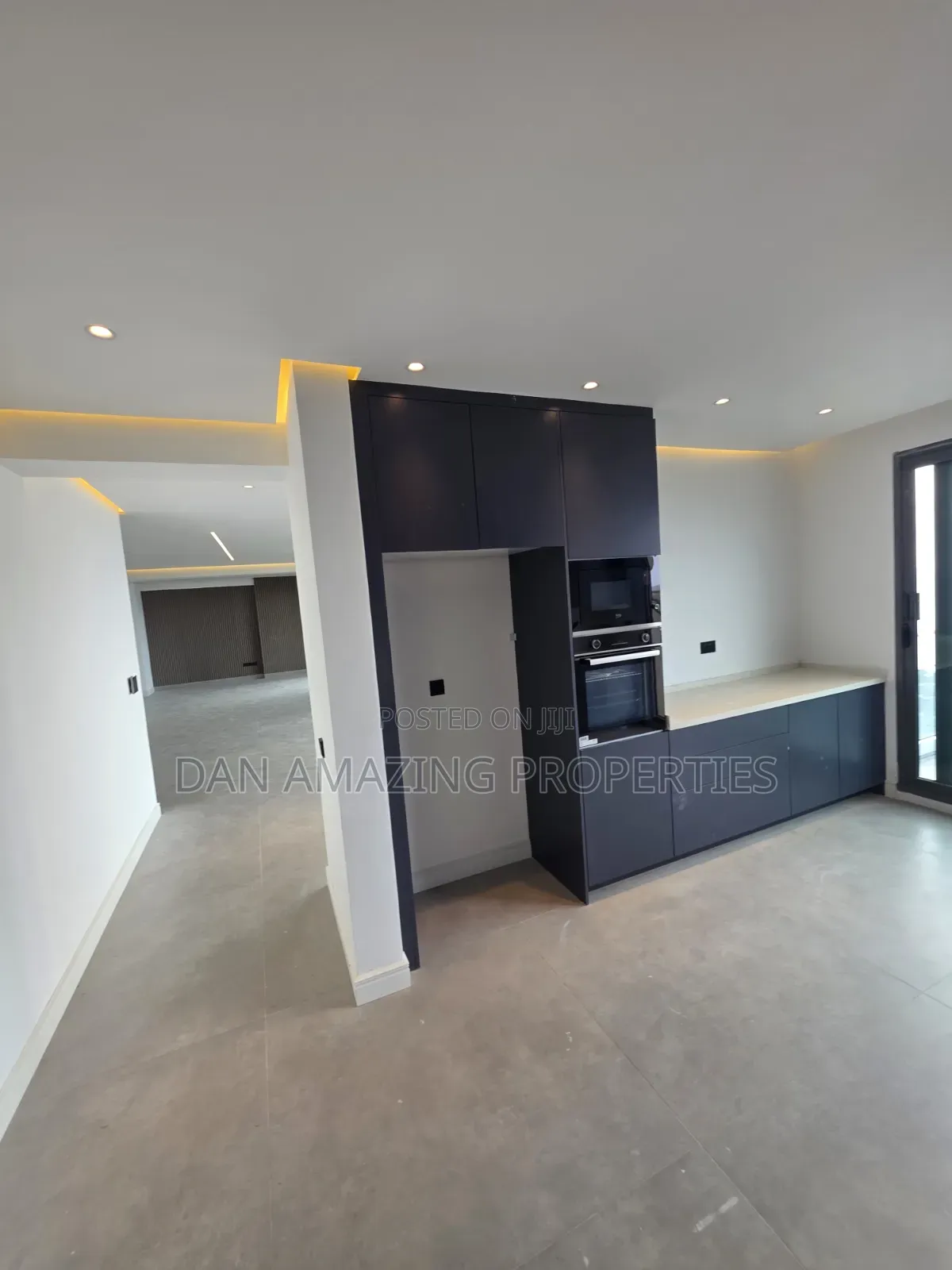3bdrm Duplex in 2Nd Avenue, Ziwa la Ngombe for sale