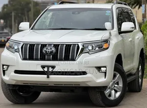 Toyota Land Cruiser Prado 2.8 2021 White