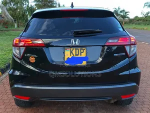 Honda Vezel 2016 Black