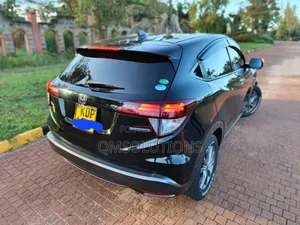 Honda Vezel 2016 Black