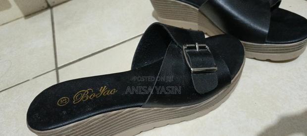 Ladies Sandles - main view