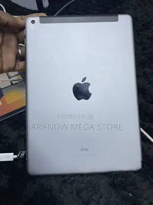 Apple iPad 10.2 (2019) 128 GB Silver