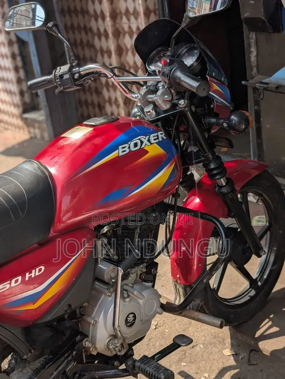 Bajaj Boxer 150 UG 2025 Red