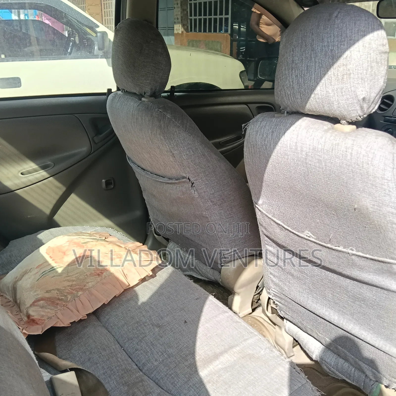 Toyota Platz 2005 Silver