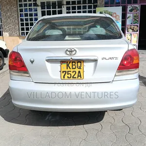 Toyota Platz 2005 Silver