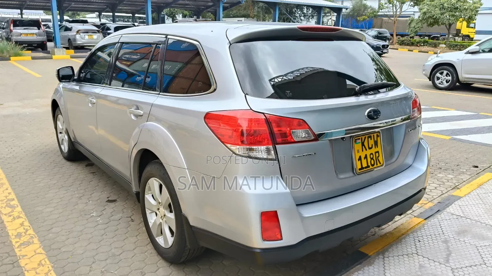 Subaru Outback 2012 Gray