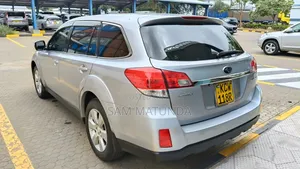 Subaru Outback 2012 Gray