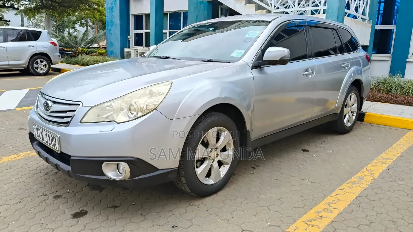 Subaru Outback 2012 Gray