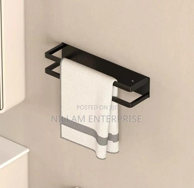 Wall-Mounted Towel Storage Rack - thumbnail 4