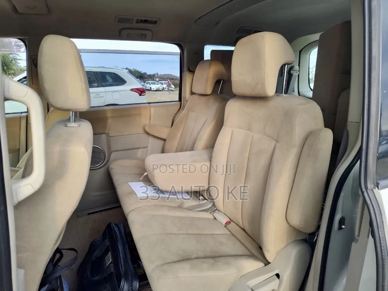 Mitsubishi Delica 2008 White