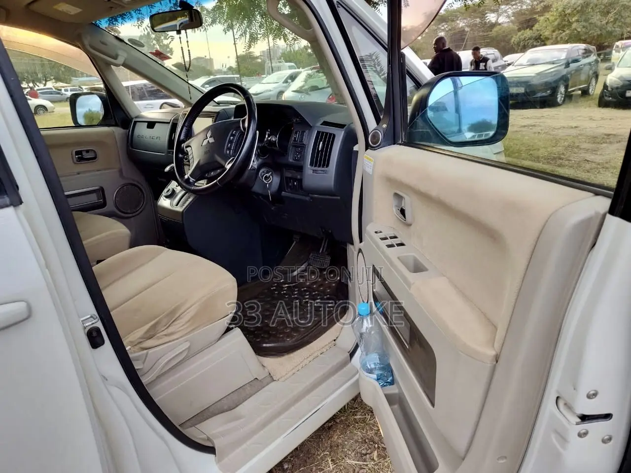 Mitsubishi Delica 2008 White