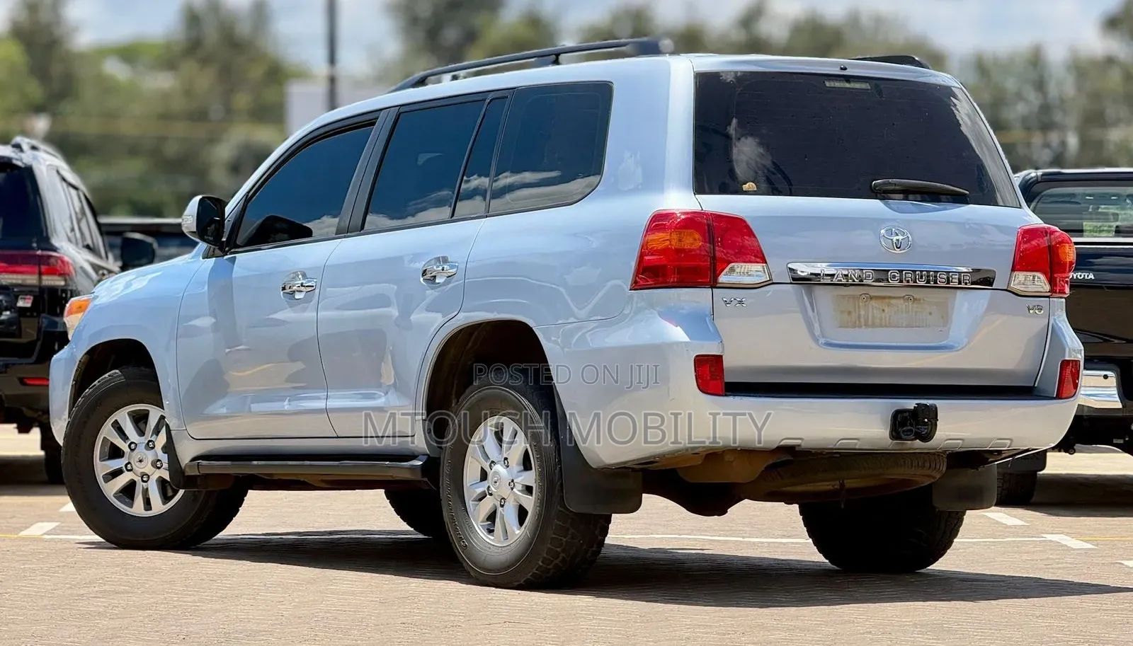 Toyota Land Cruiser 2012 Blue