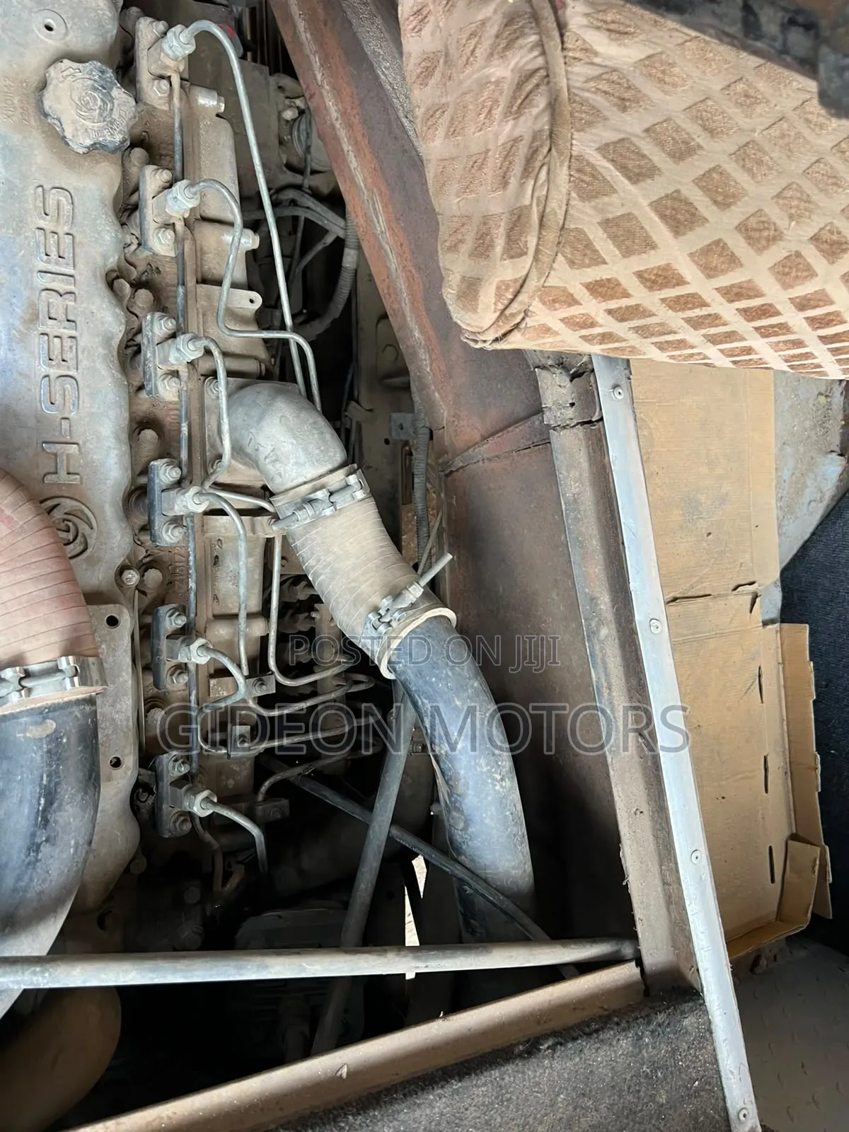 Ashok Leyland JanBus 2015