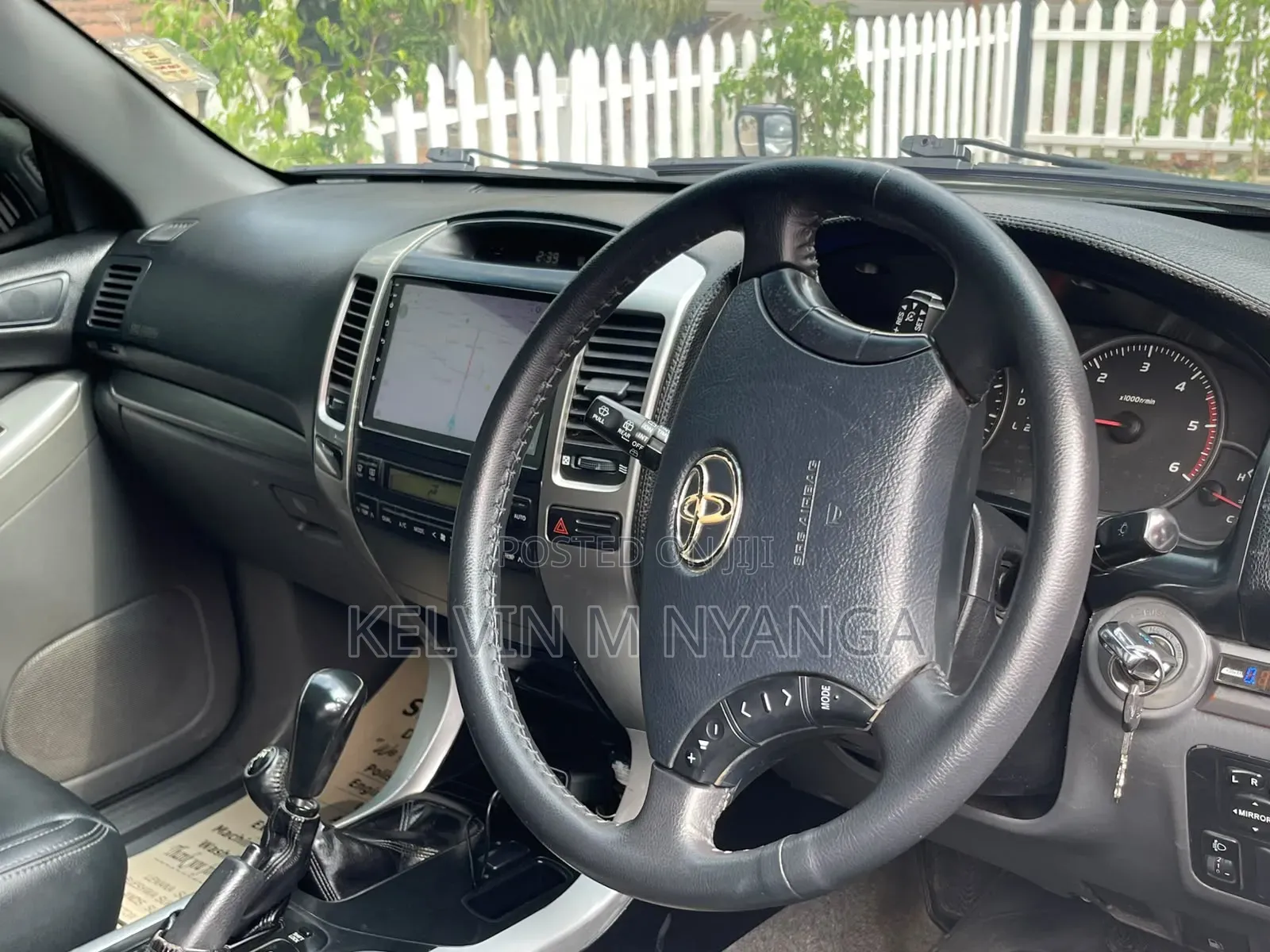Toyota Land Cruiser 2010 Black