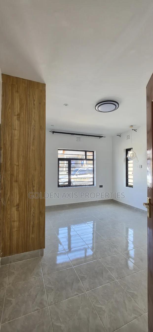 4bdrm Bungalow in Merisho for sale - thumbnail 9