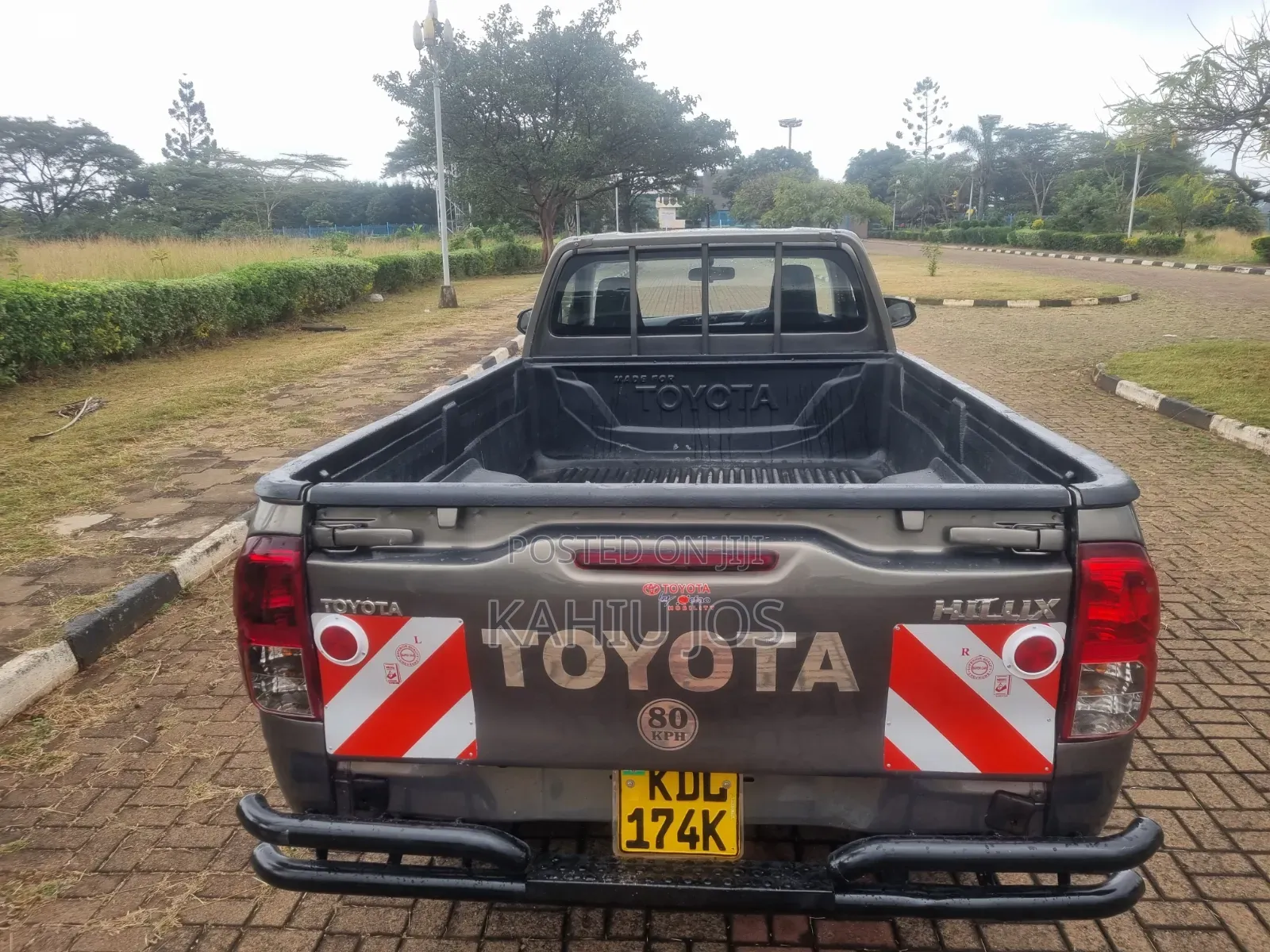 Toyota Hilux 2022 Gold
