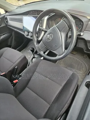 Toyota Corolla Fielder 2016 Silver