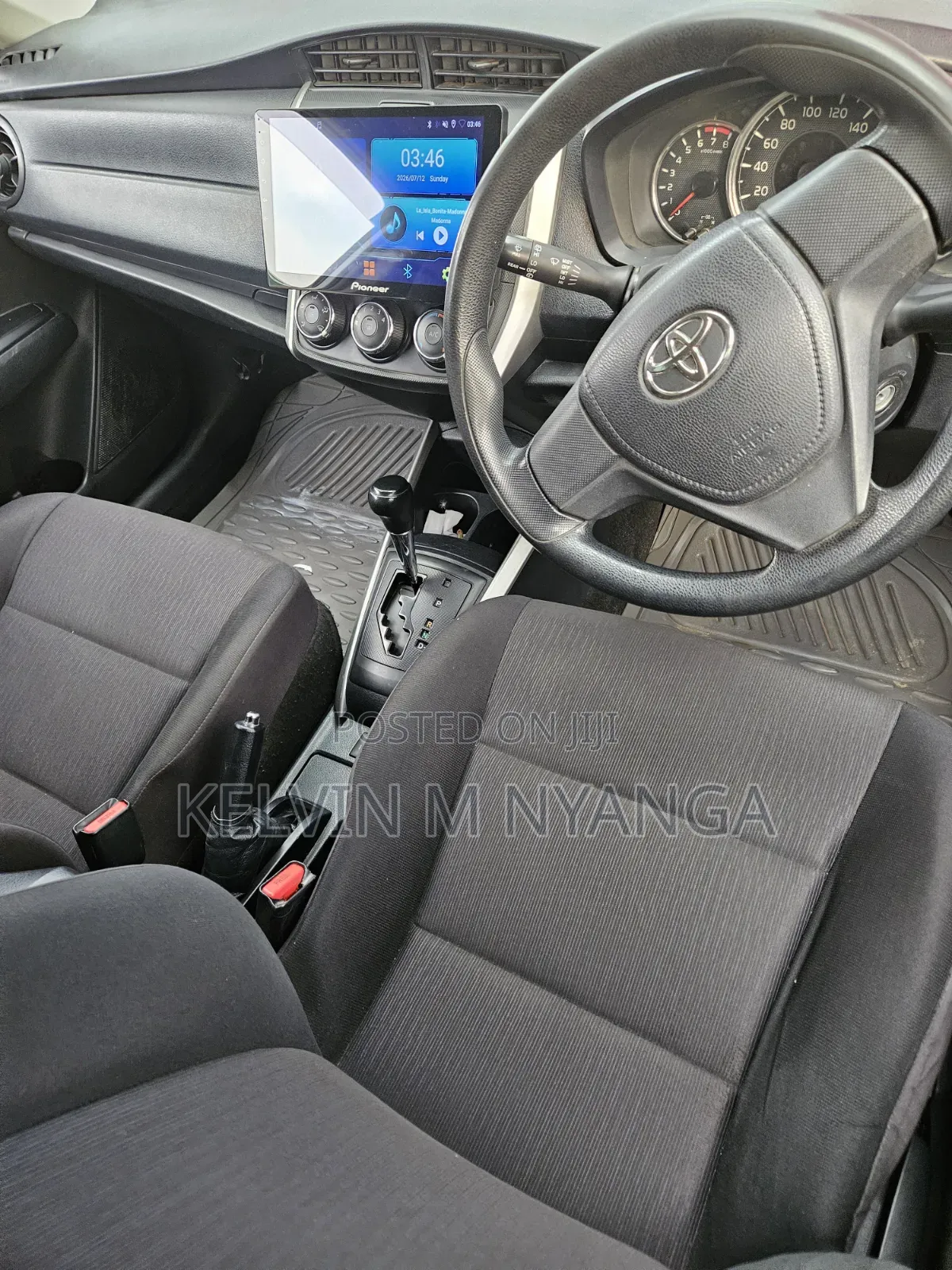 Toyota Corolla Fielder 2016 Silver