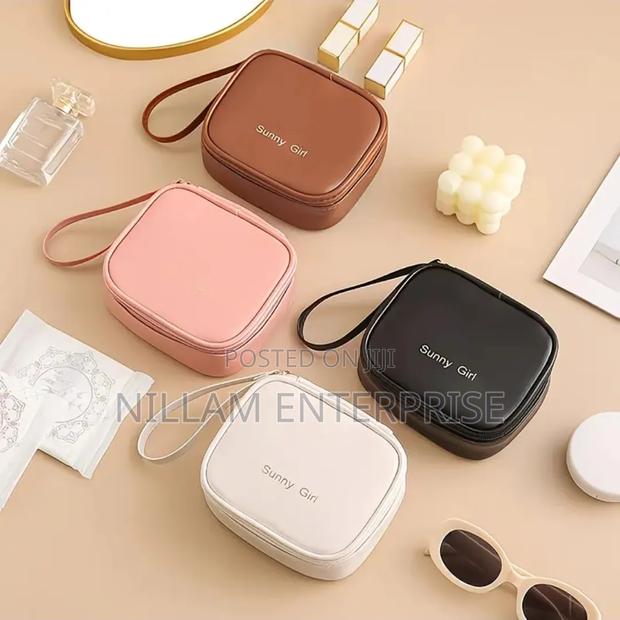 Waterproof Mini Pads Pouch* - thumbnail 2