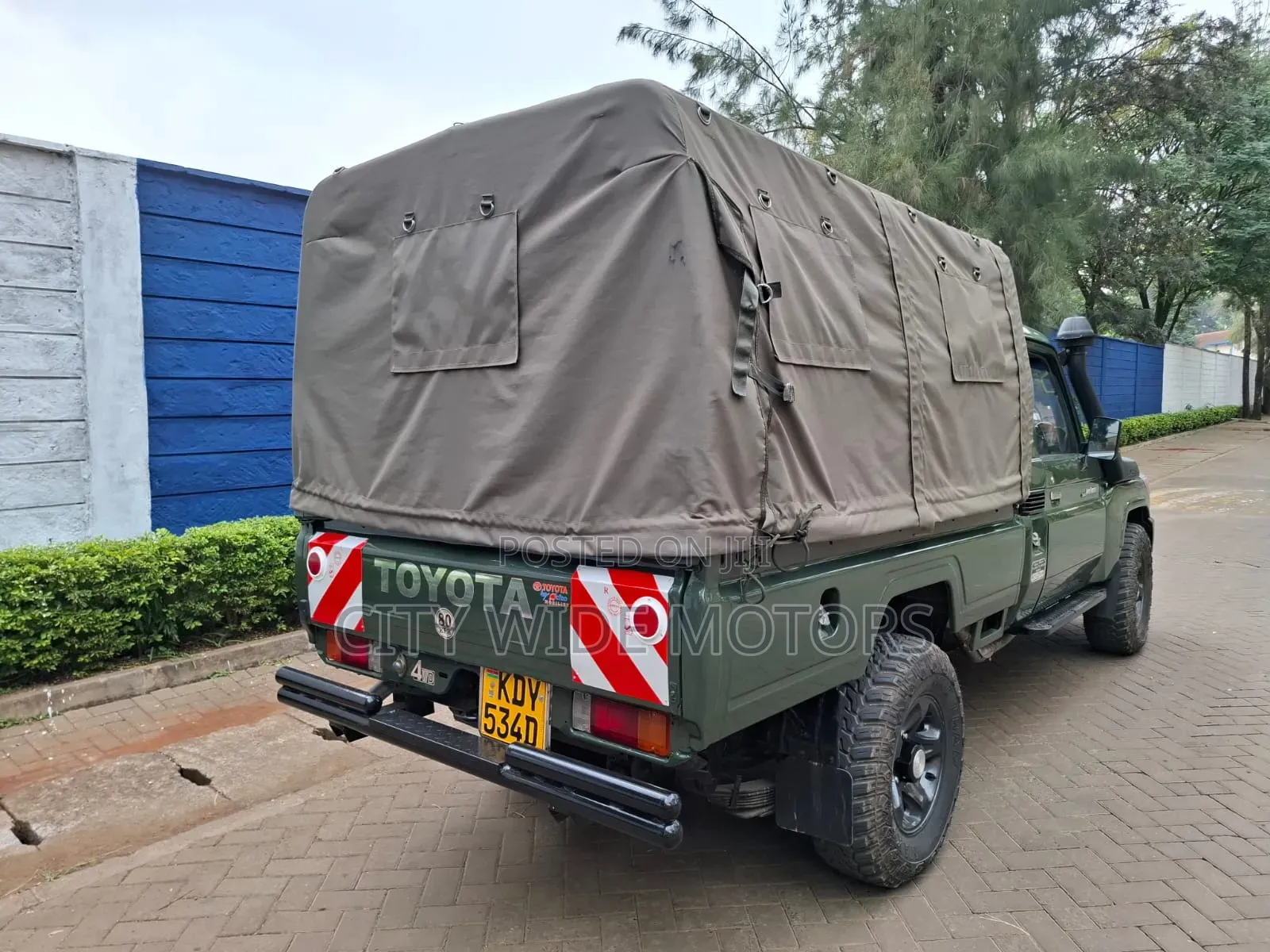 Toyota Land Cruiser 2017 Green