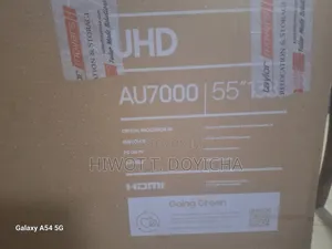 Samsung 55”inches Au7000 Crystal Uhd Smart TV