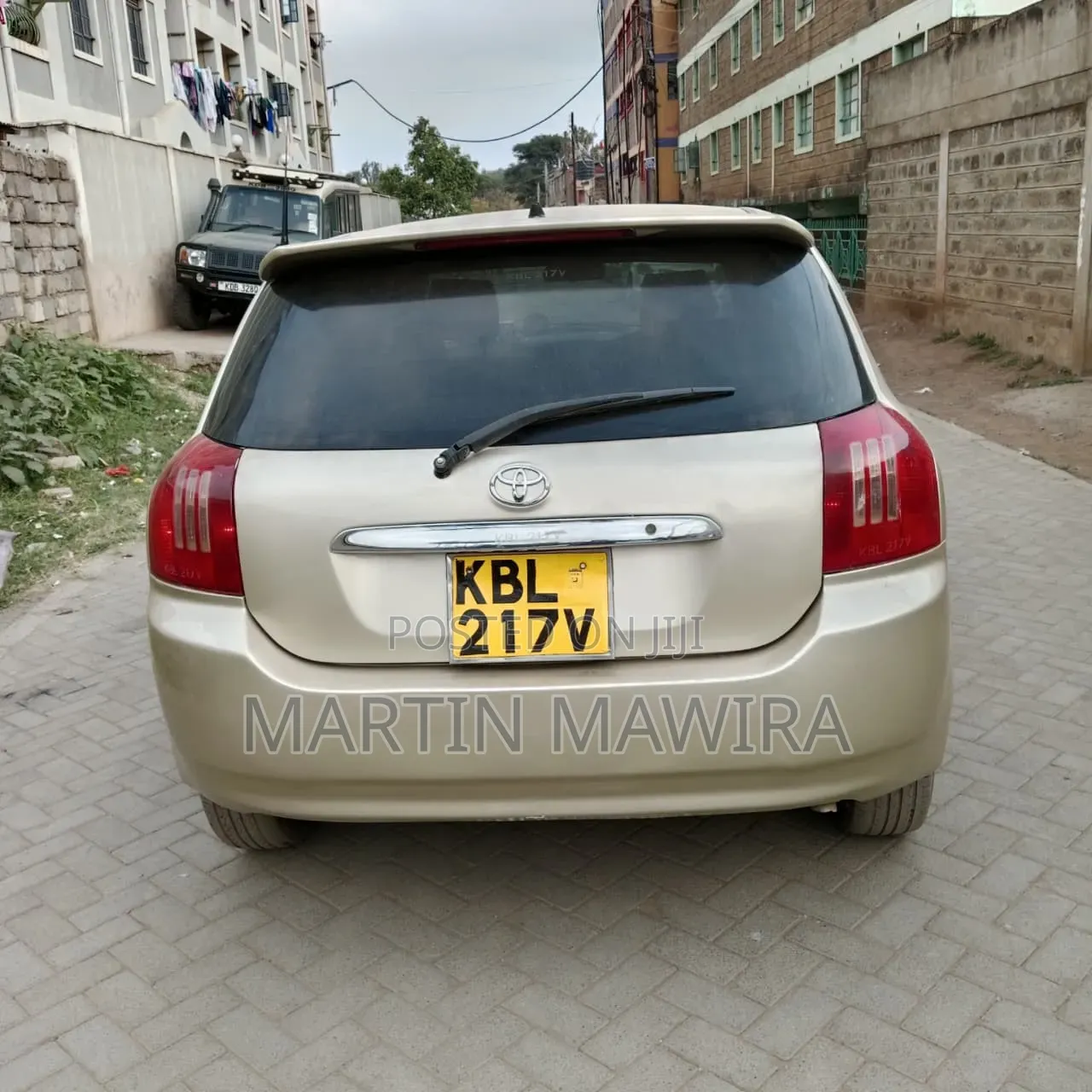 Toyota Corolla RunX 2003 Gold