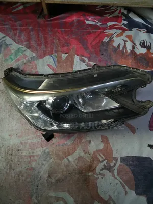 Headlight for Honda CRV Rm1 2015 Non Xenon