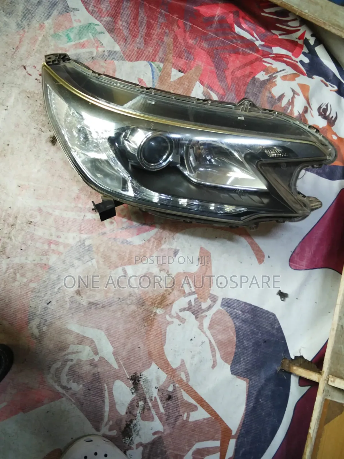 Headlight for Honda CRV Rm1 2015 Non Xenon