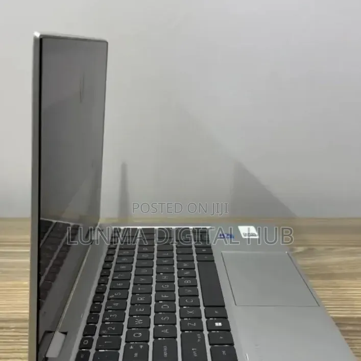 Laptop HP EliteBook x360 1030 G8 8GB Intel Core i7 SSD 512GB