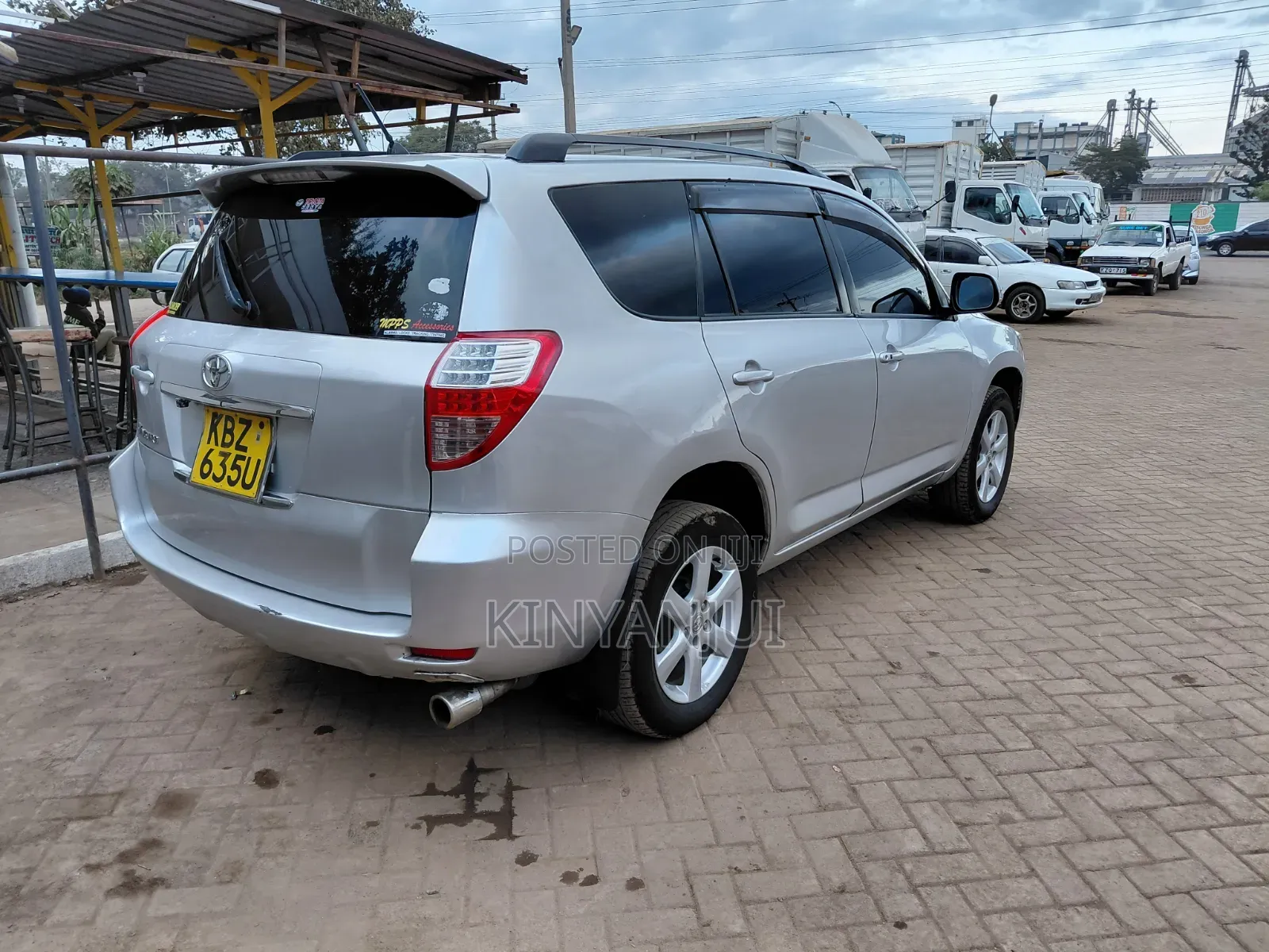 Toyota Vanguard 2009 Silver