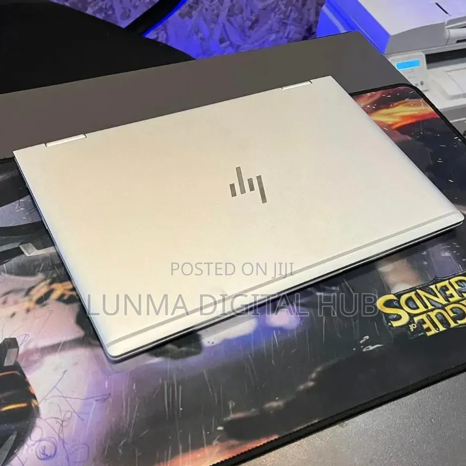 Laptop HP EliteBook x360 1030 G8 16GB Intel Core i5 SSD 16 GB