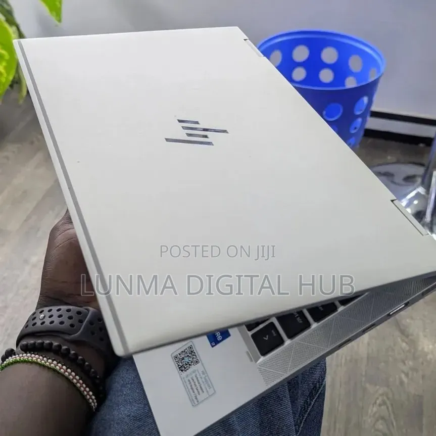 Laptop HP EliteBook x360 1030 G8 16GB Intel Core i5 SSD 16 GB