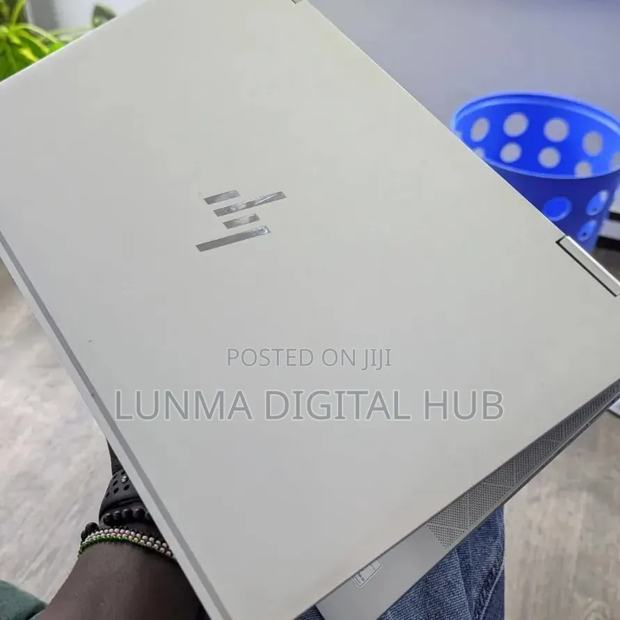 Laptop HP EliteBook x360 1030 G8 16GB Intel Core i5 SSD 16 GB