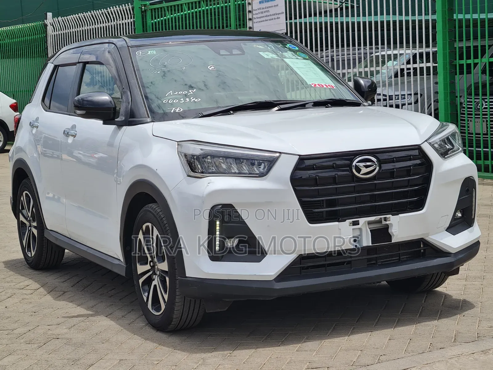 Daihatsu Rocky 2019 White