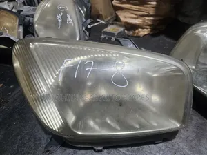 Rav 4 2002 Headlight
