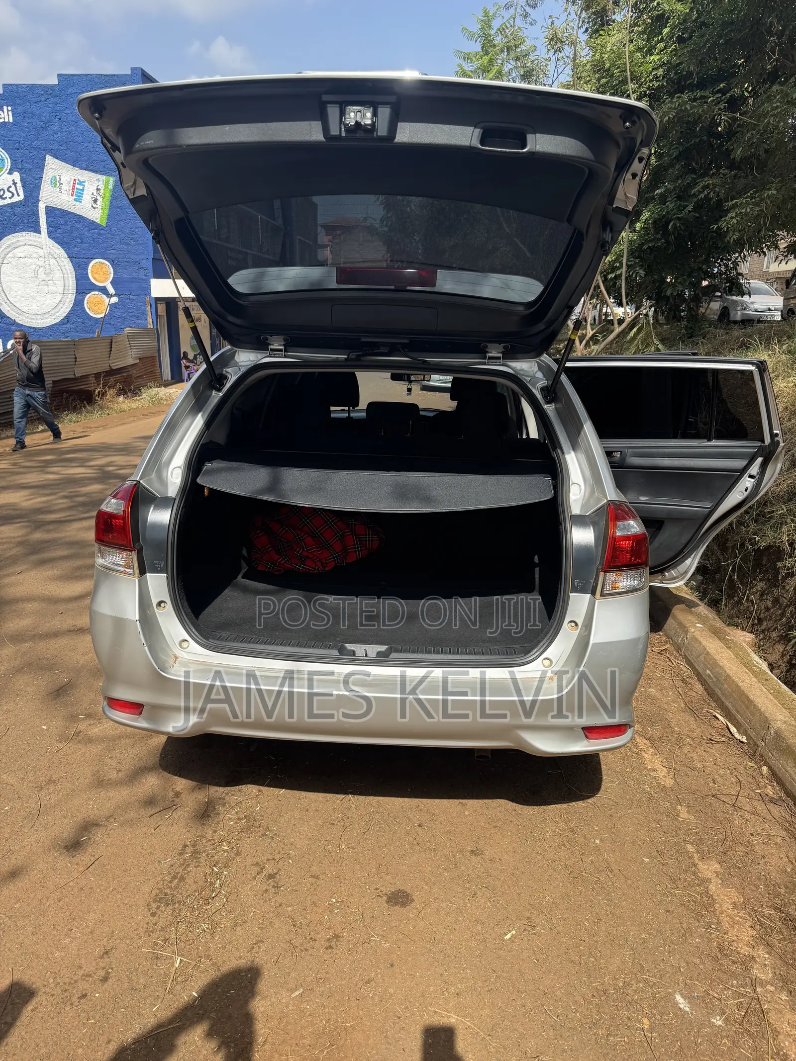 Toyota Corolla Fielder 2017 Silver