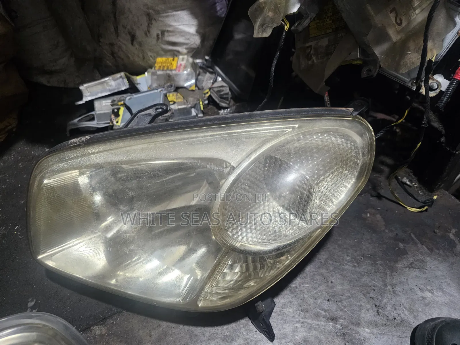 Rav 4 2005 Headlight