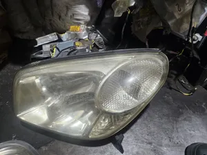 Rav 4 2005 Headlight