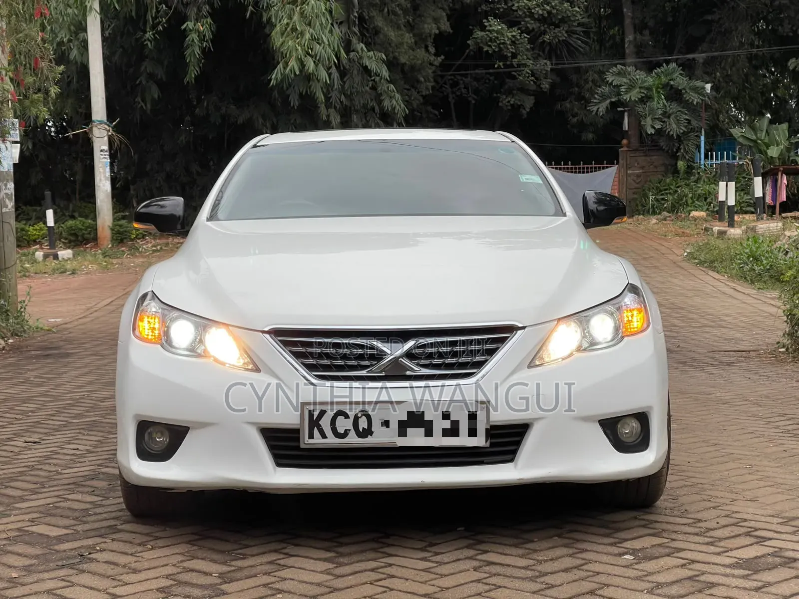 Toyota Mark X 2011 White