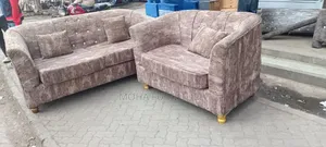 5 Seater Sofa in Good Conditiob