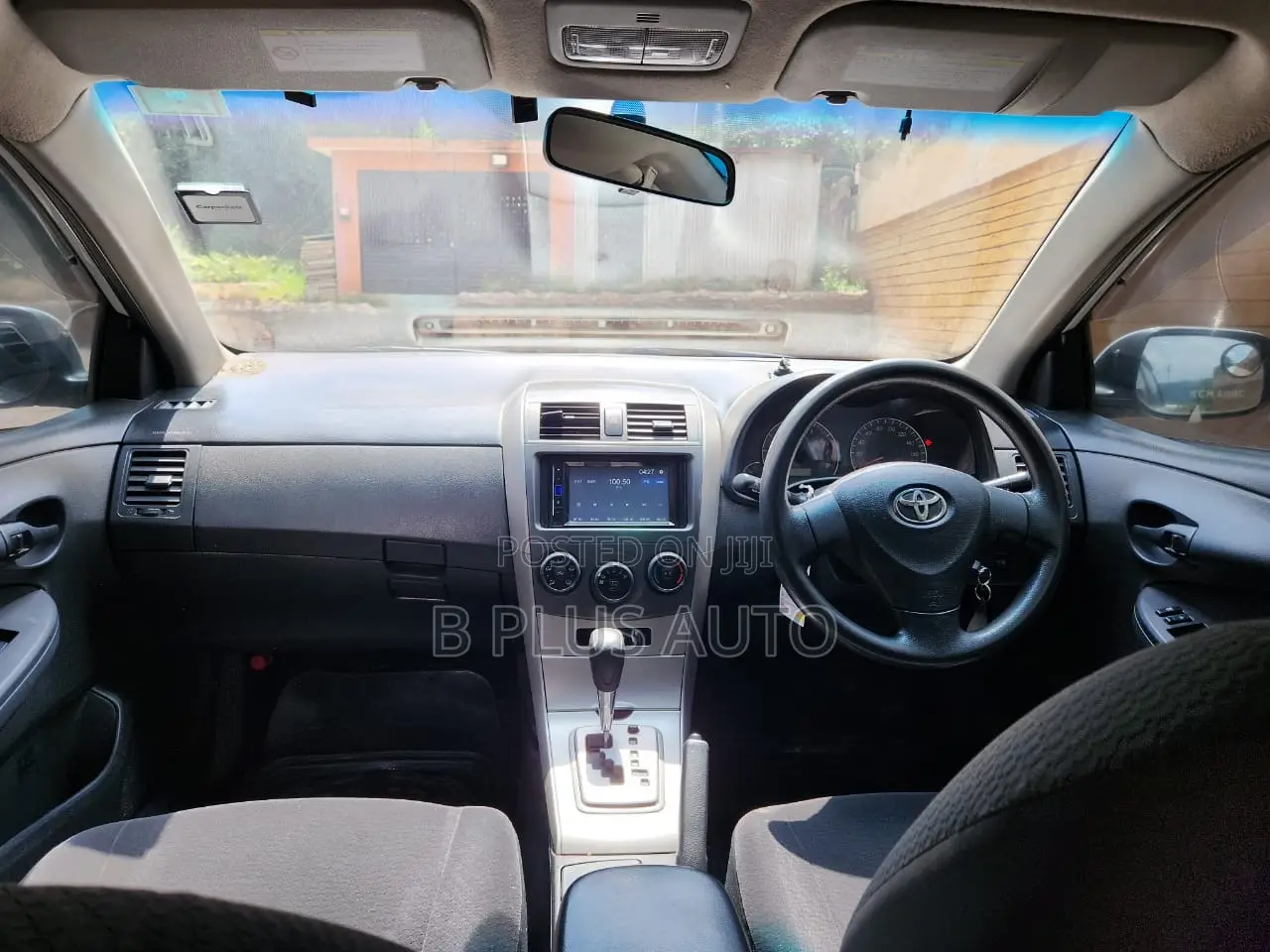Toyota Corolla Fielder 2010 Silver
