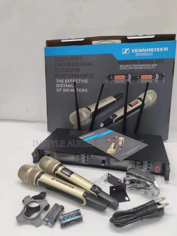 Senneizer Skm9000 Digital Display Wireless Microphone 300 Meters Range