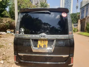 Toyota Voxy 2017 Black