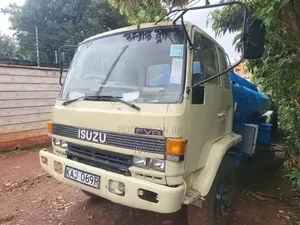 Isuzu FVR Water Tanker for Sale